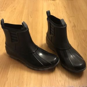 Brand New Sperry Saltwater Chelsea rain boot